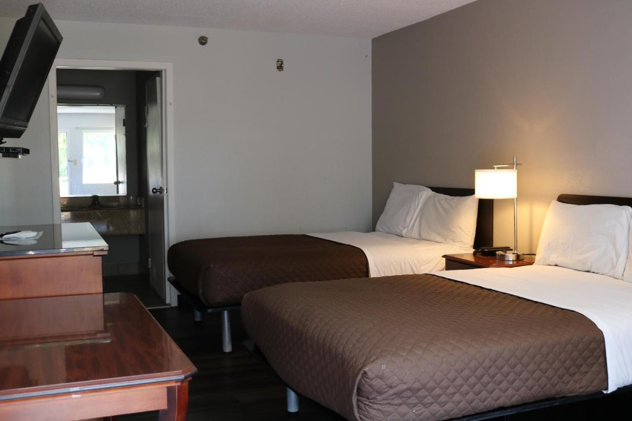 Rodeway Inn Brooklawn Eksteriør billede