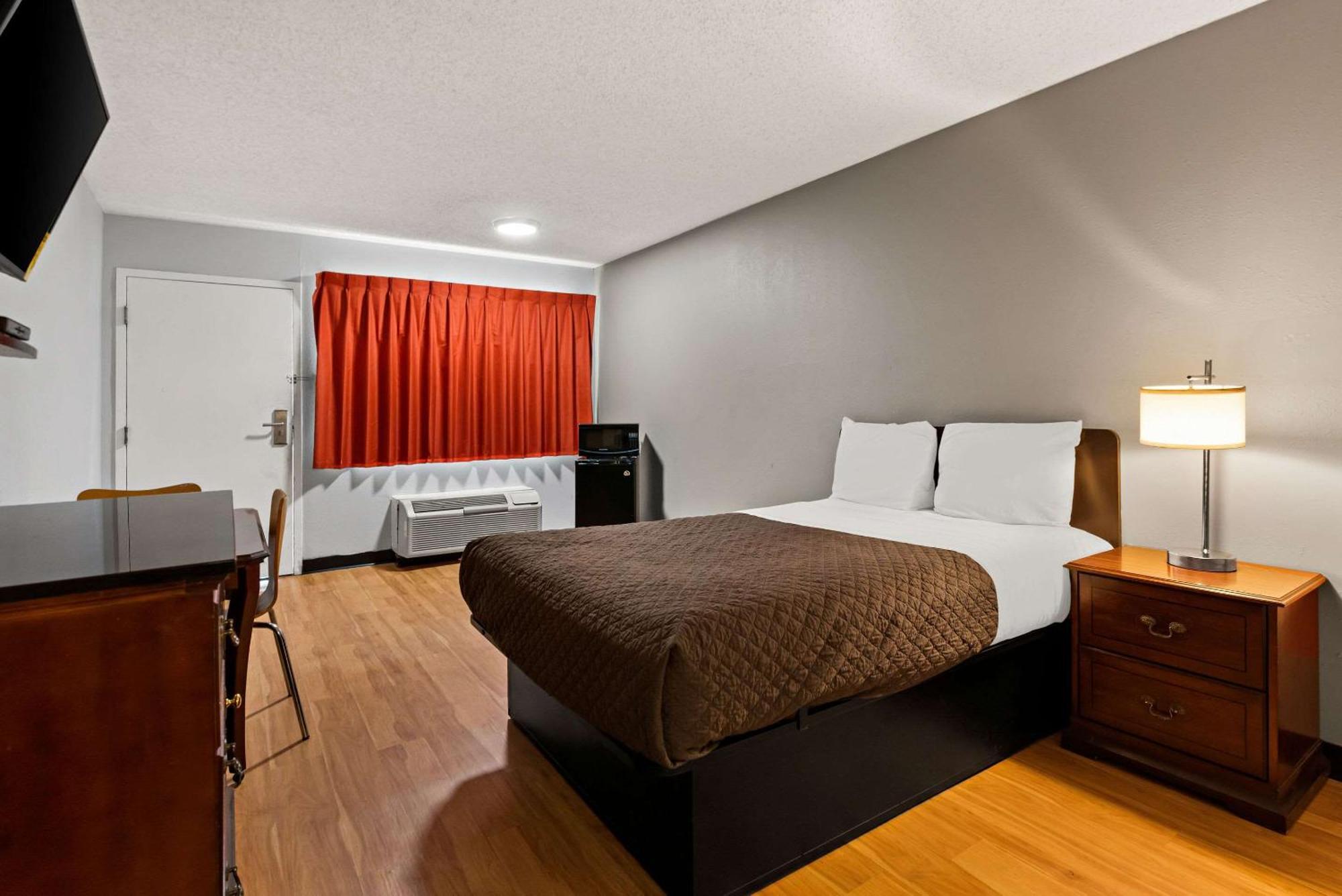 Rodeway Inn Brooklawn Eksteriør billede