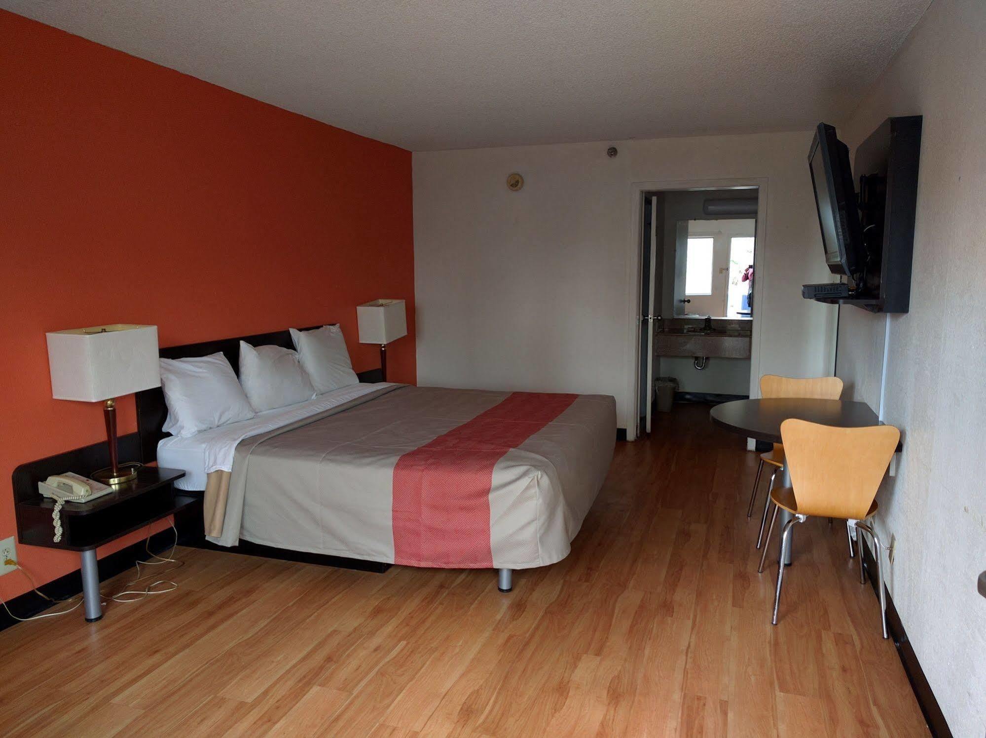 Rodeway Inn Brooklawn Eksteriør billede